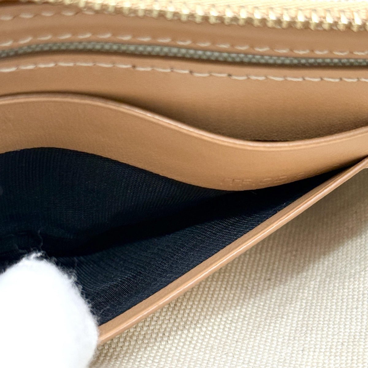 Pre-owned BURBERRY Canvas Shoulder Bags Olympia Pouch Shoulder Bag in Beige and Leather