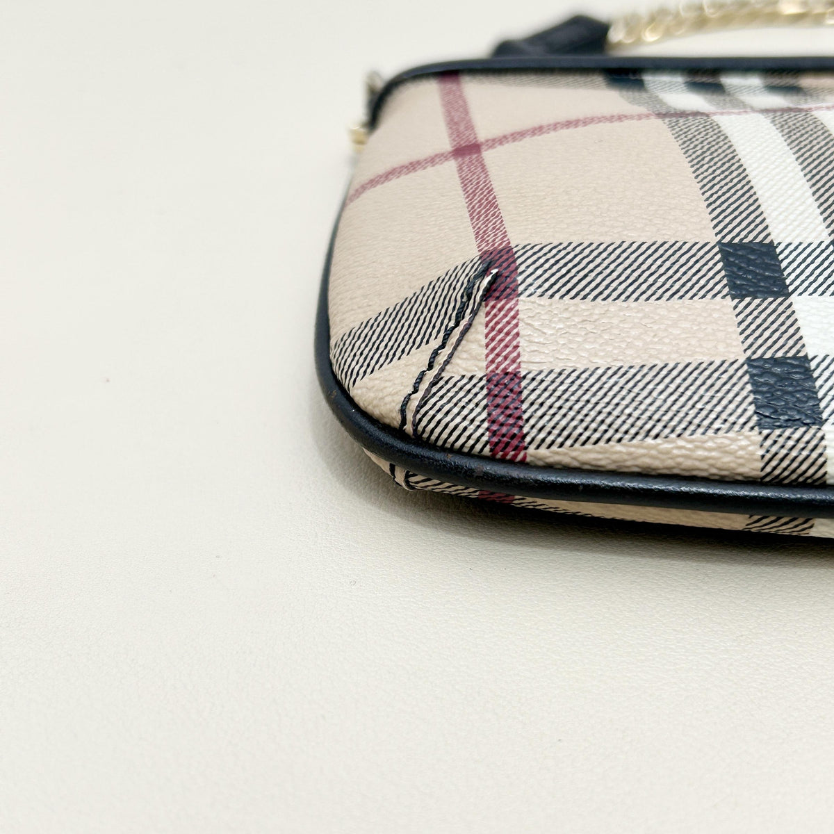Pre-Owned Burberry Vintage Check Coated Canvas Chain Shoulder Bag