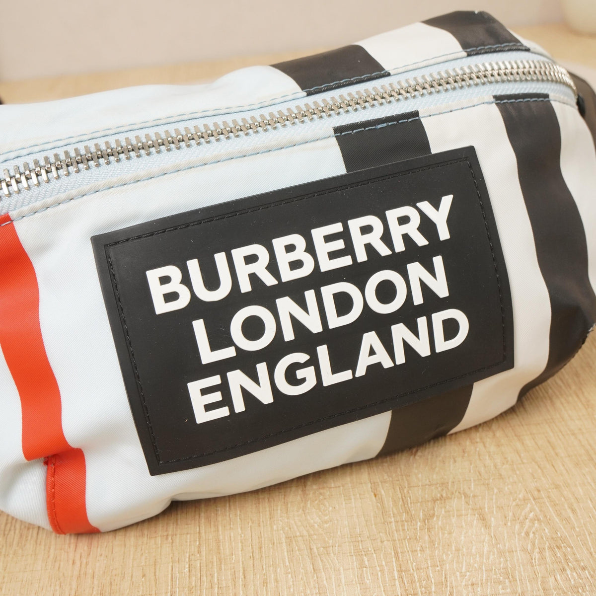 Pre-owned BURBERRY Nylon Crossbody Bags Striped Crossbody Bag DS049653 A124