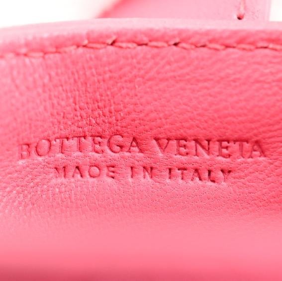 Pre-owned BOTTEGA VENETA Lambskin Crossbody Bags Hot Pink Intrecciato Nappa Leather Mini Phone Crossbody Bag