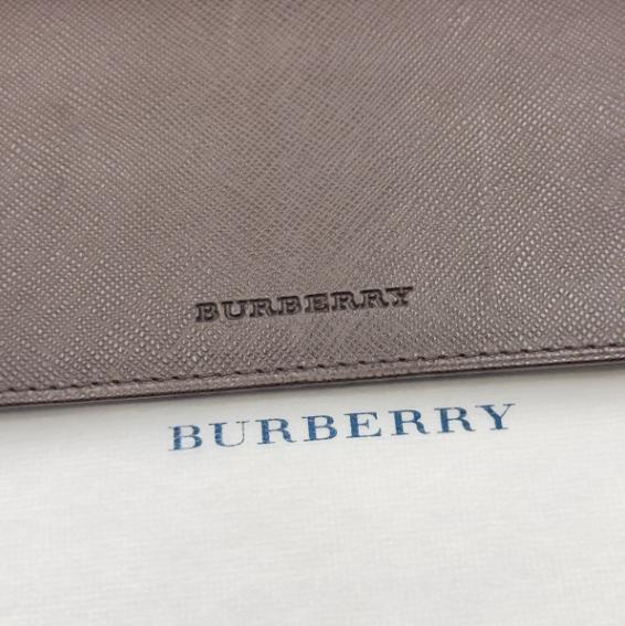 BURBERRY