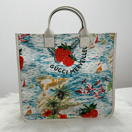 Pre-Owned Gucci Strawberry Print Tote Bag Canvas Beach Shopper