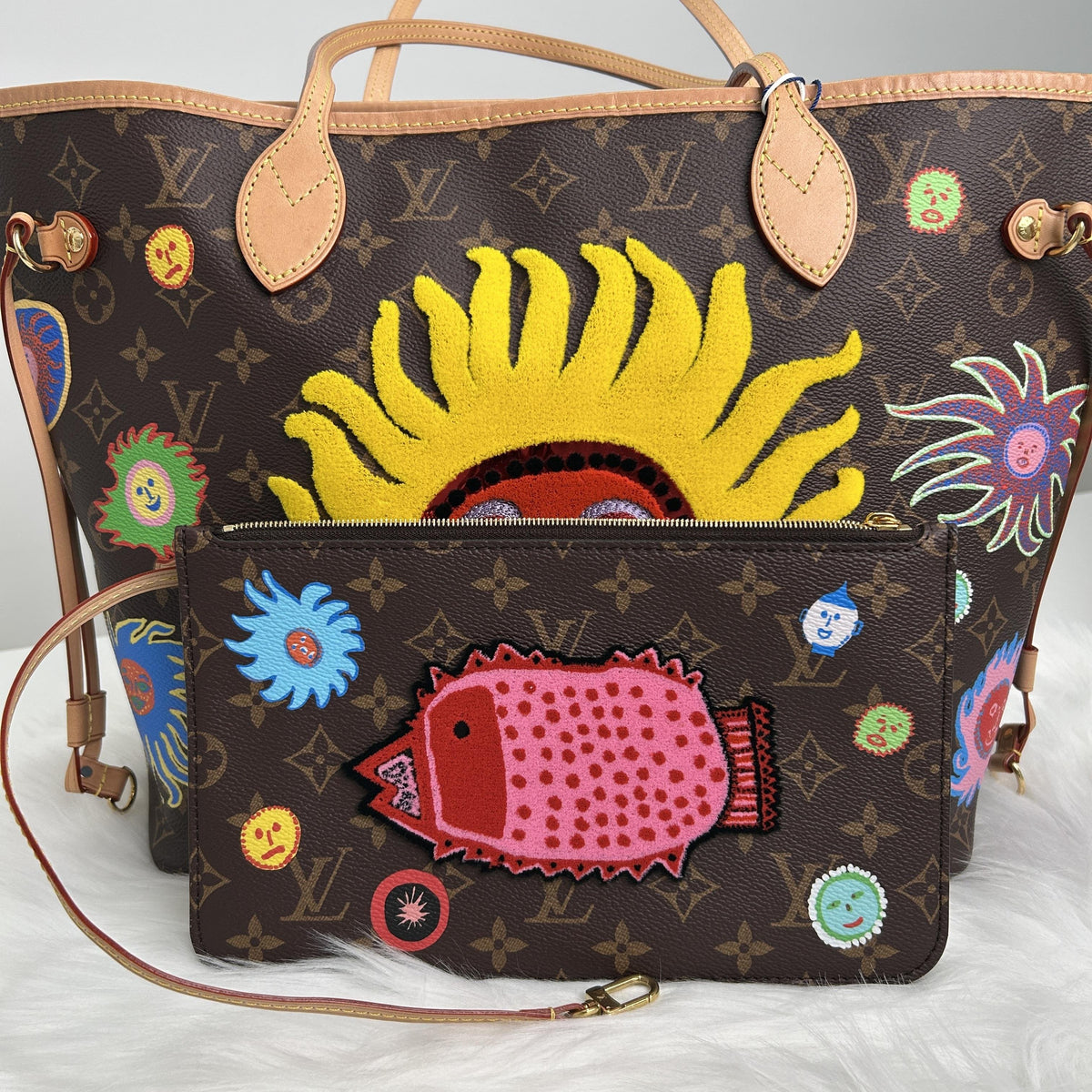 Pre-owned Louis Vuitton Coated Canvas Shoulder Bags x Yayoi Kusama Neverfull MM Monogram Canvas Tote Bag with Sun Prints