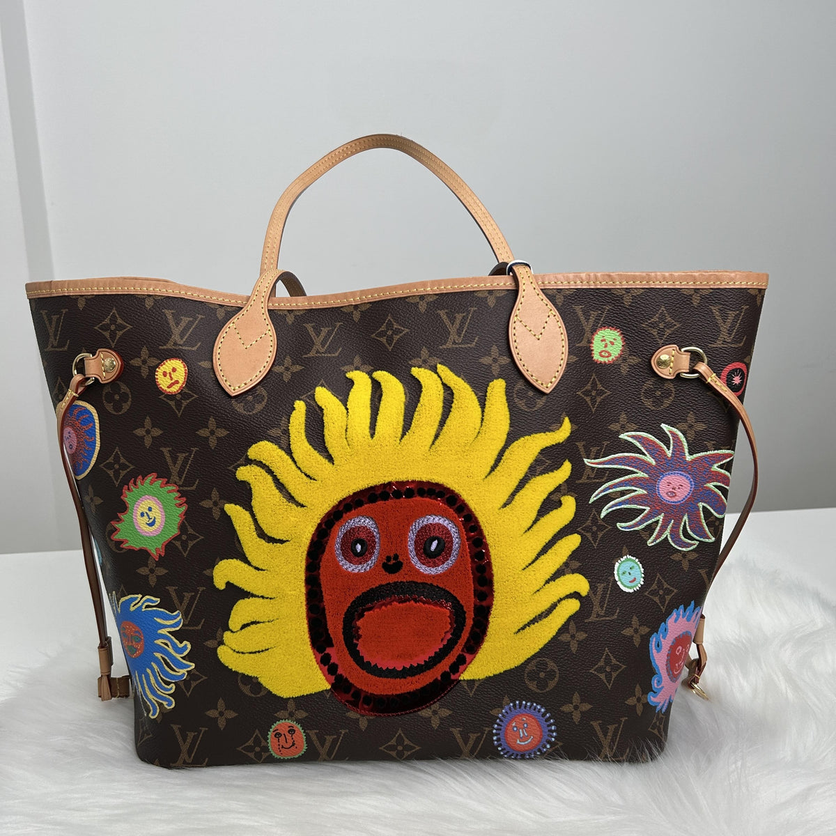 Pre-owned Louis Vuitton Coated Canvas Shoulder Bags x Yayoi Kusama Neverfull MM Monogram Canvas Tote Bag with Sun Prints
