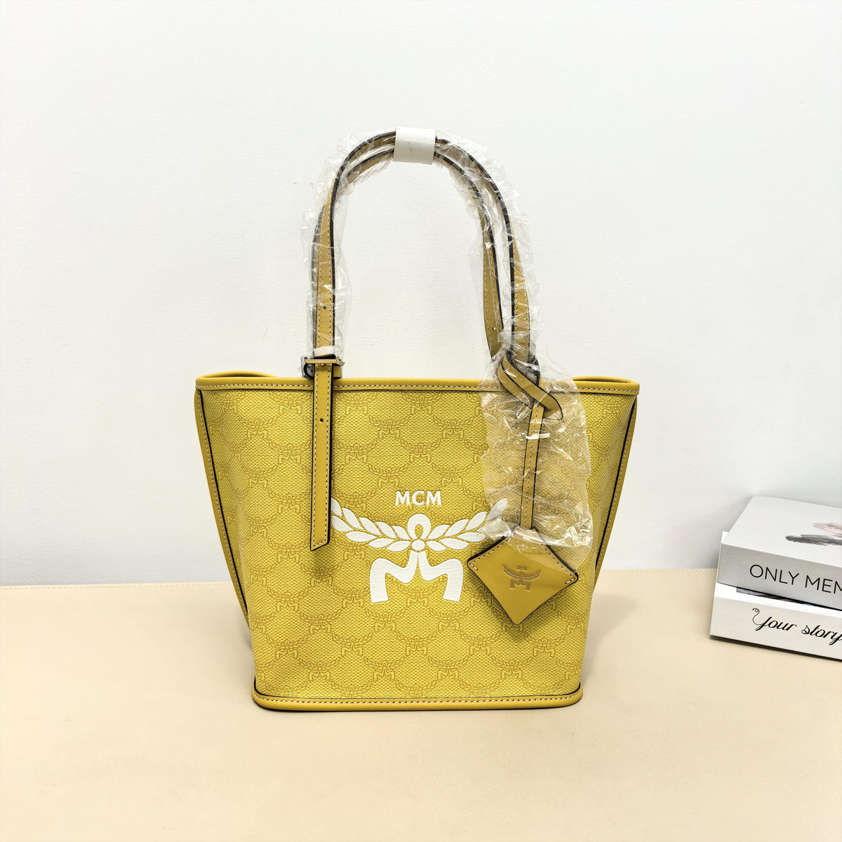 Pre-owned MCM Calfskin Tote Bags Anya Small Tote Bag (Yellow)