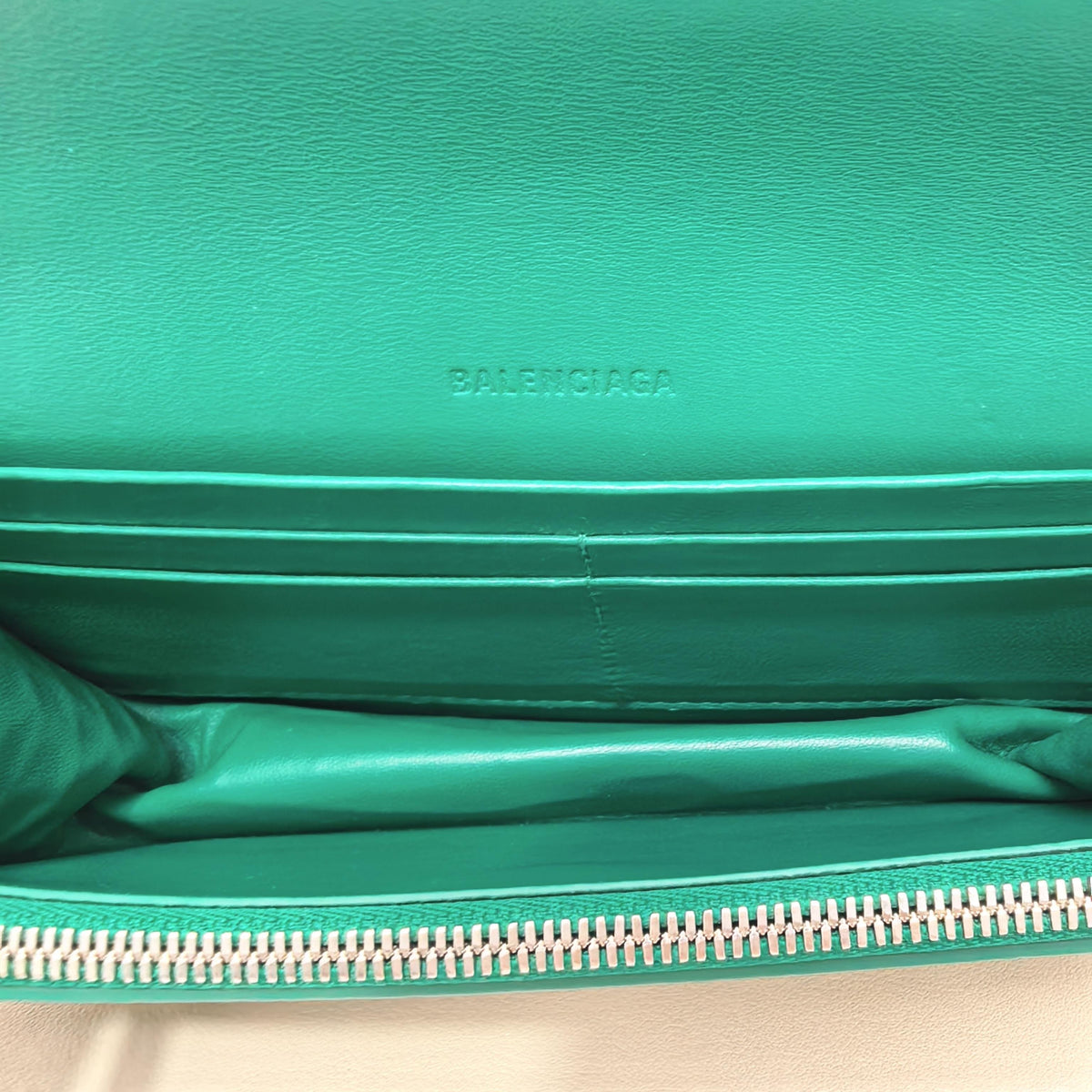 Pre-owned Balenciaga Calfskin Shoulder Bags Gossip Croc Embossed Leather Wallet On Chain