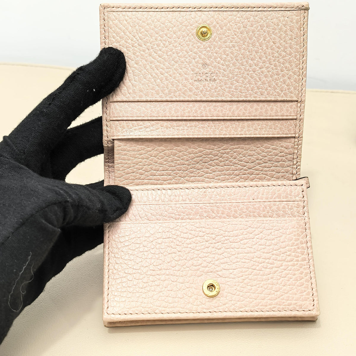 Gucci Light Pink Grained Leather GG Gold Logo Bi fold Wallet