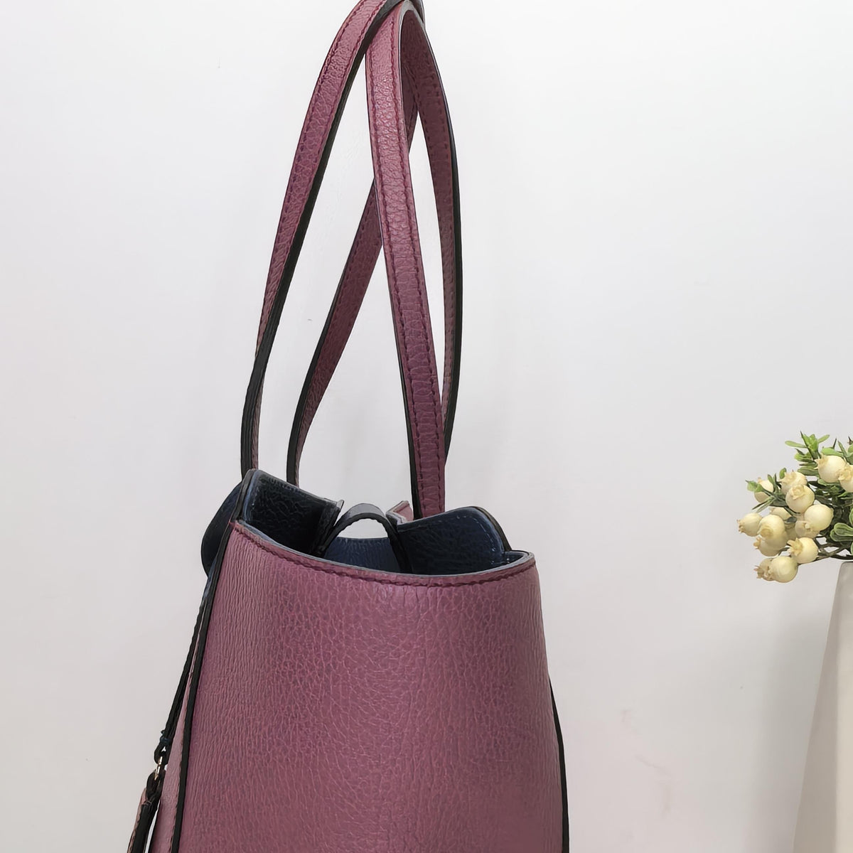 Gucci Fuchsia Grain Leather Reversible Color Block Tote Handbag