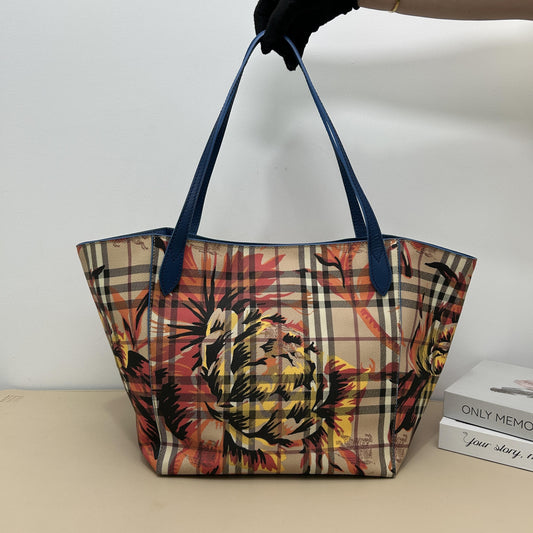 Vintage Check Floral Printed Navy Cowhide Leather Tote Bag