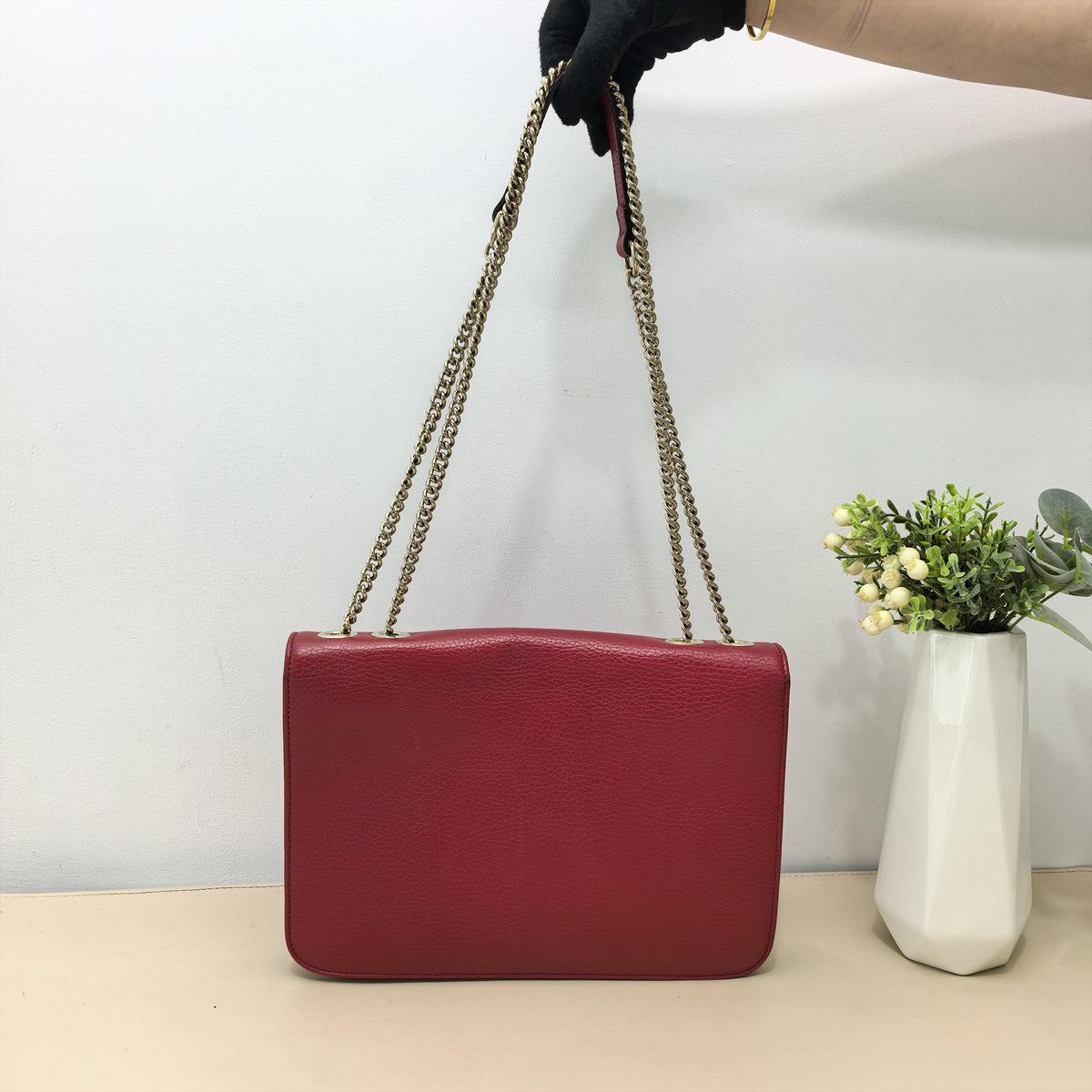 Pre-owned GUCCI Calfskin Shoulder Bags Bright Red Grain Leather Interlocking GG Flap Chain Crossbody Bag