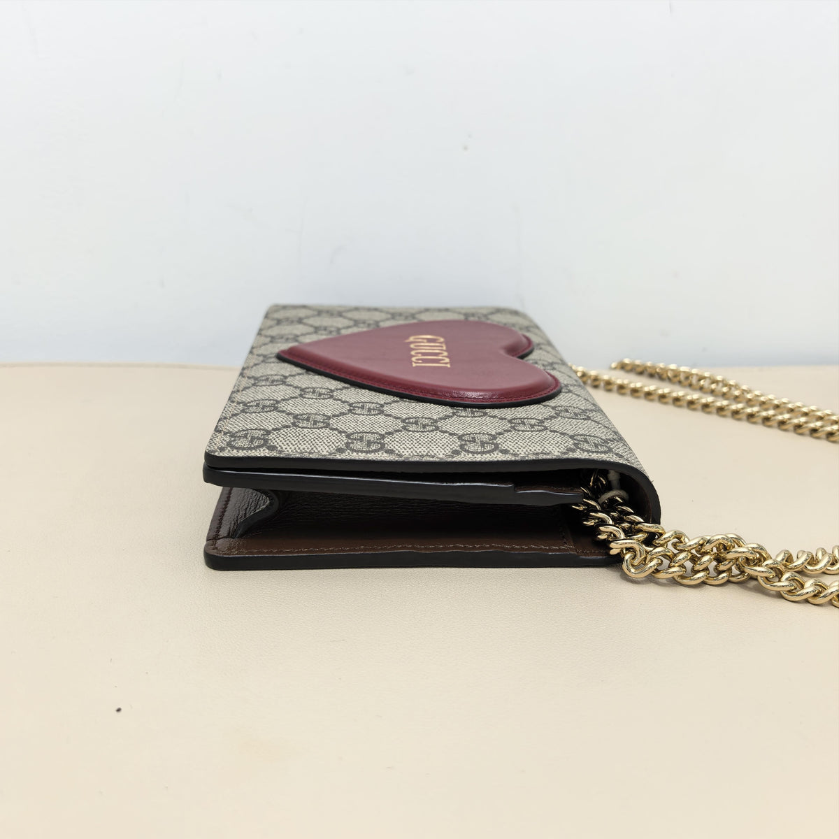 GG Supreme Burgundy Heart Leather Applique Chain Crossbody Bag