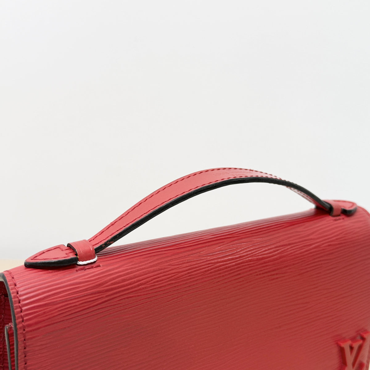 Louis Vuitton Clutches & Wristlets Bright Red Epi Embossed Chain Wallet Crossbody Bag