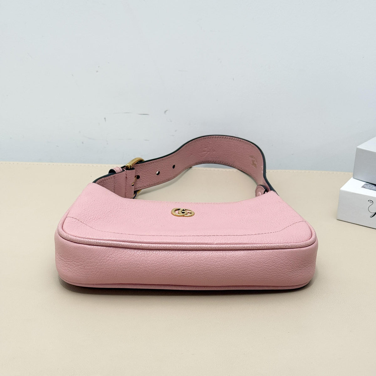 GG Marmont Pink Grained Crescent Hobo Shoulder Bag
