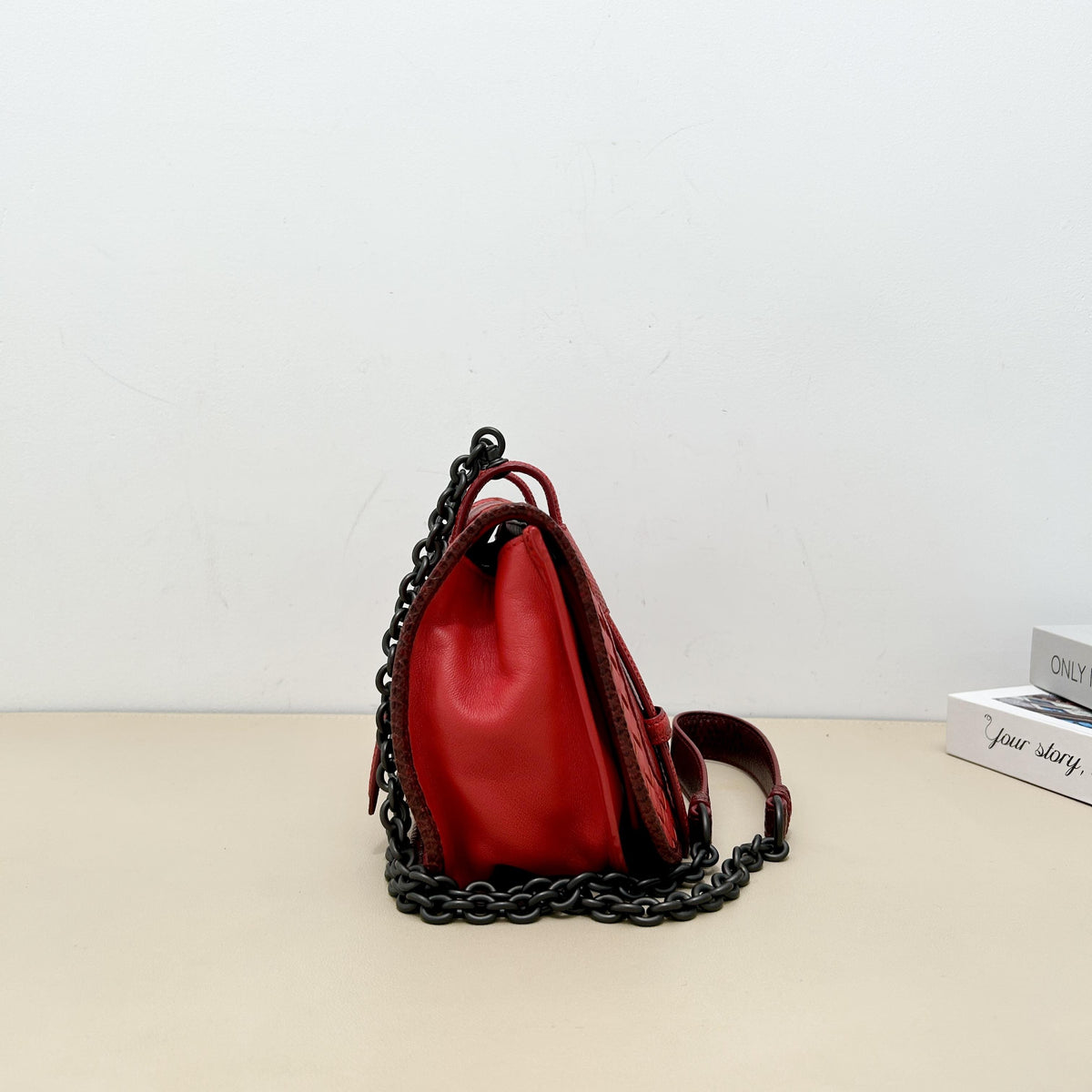Pre-owned BOTTEGA VENETA Calfskin Shoulder bags Red Intrecciato Leather Chain Shoulder Bag