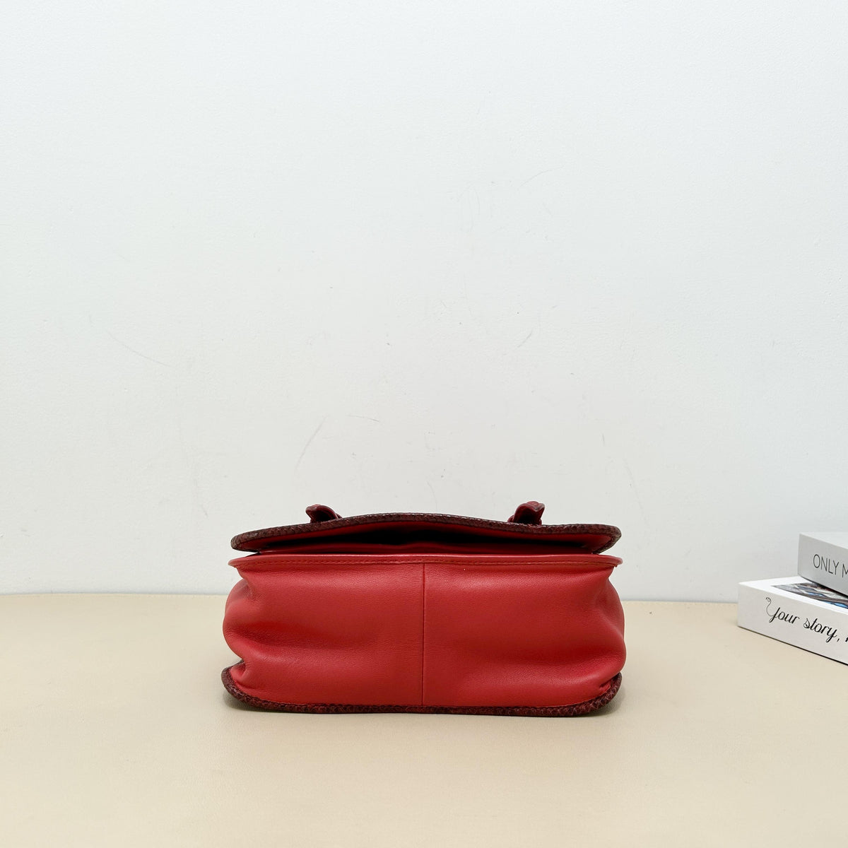 Pre-owned BOTTEGA VENETA Calfskin Shoulder bags Red Intrecciato Leather Chain Shoulder Bag