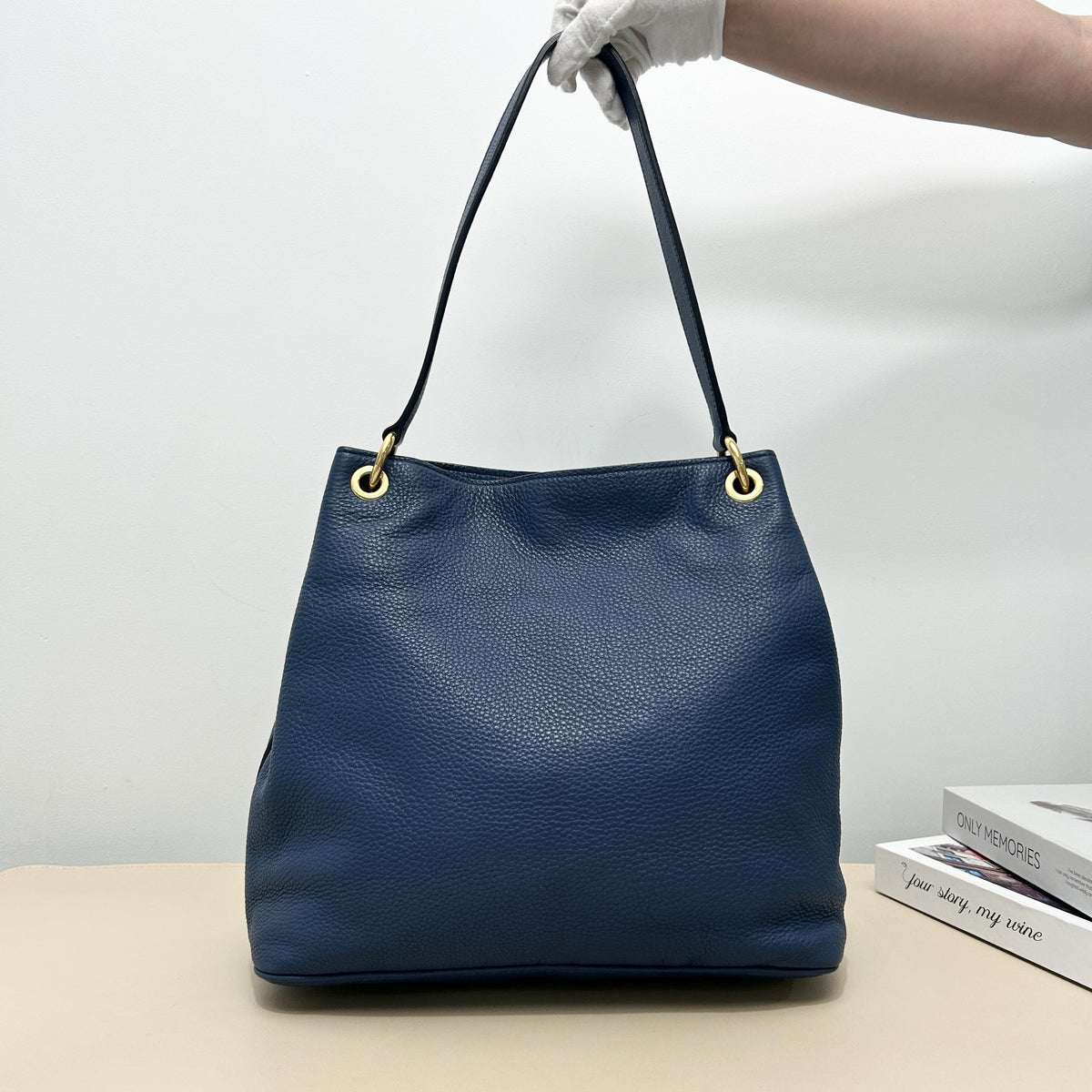 Grain Leather Lock Shoulder Tote Bag