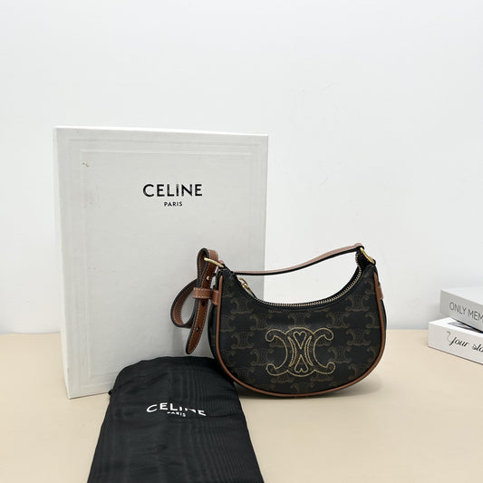 Triomphe Heart Embroidered AVA Hobo Shoulder Bag