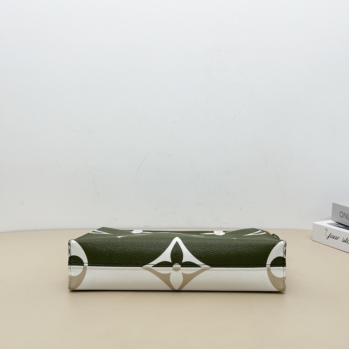 Monogram Giant White Green Toiletry Pouch