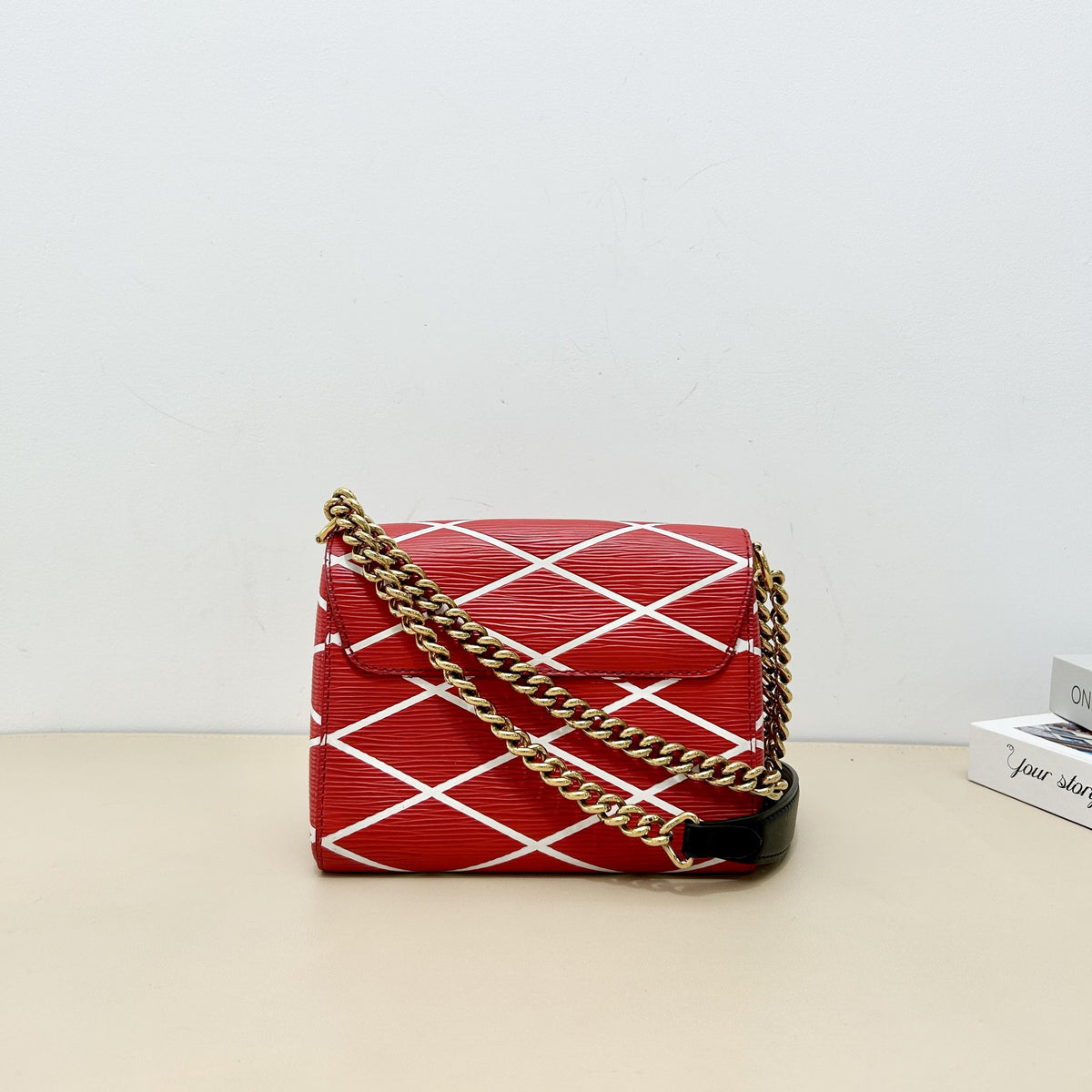 Twist Malletage Red Chain Shoulder Bag