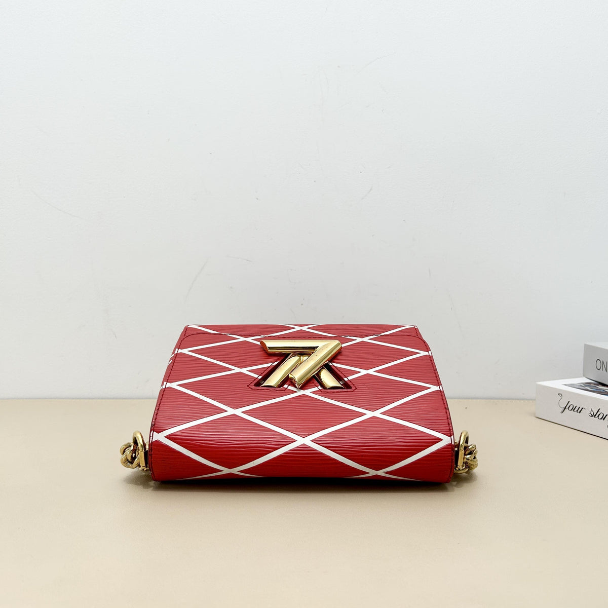 Twist Malletage Red Chain Shoulder Bag