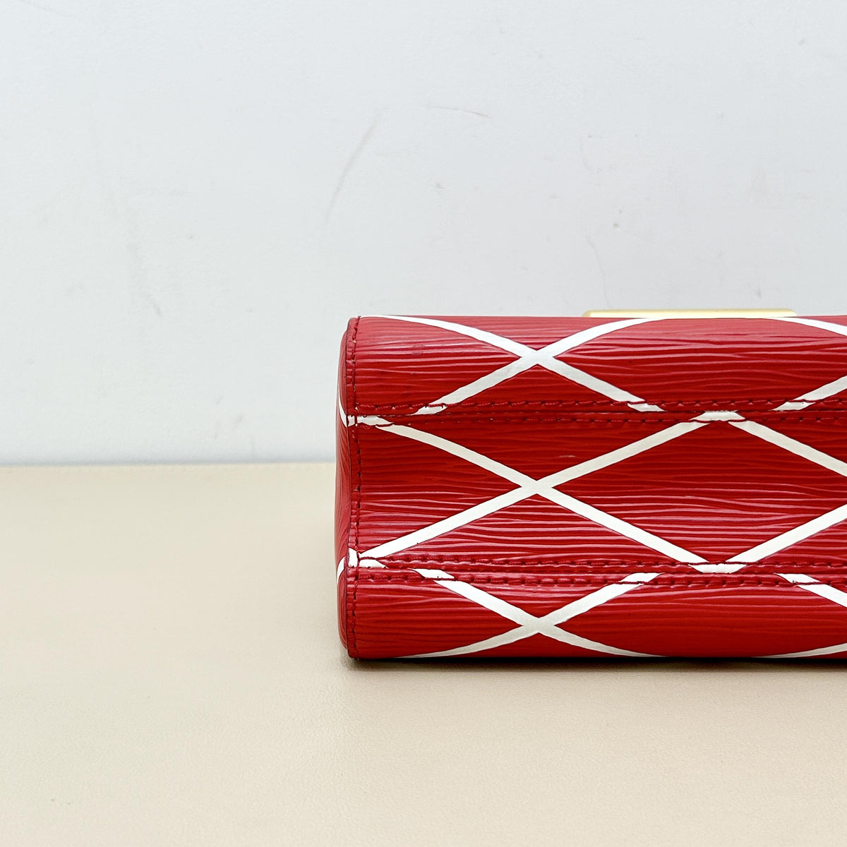 Twist Malletage Red Chain Shoulder Bag