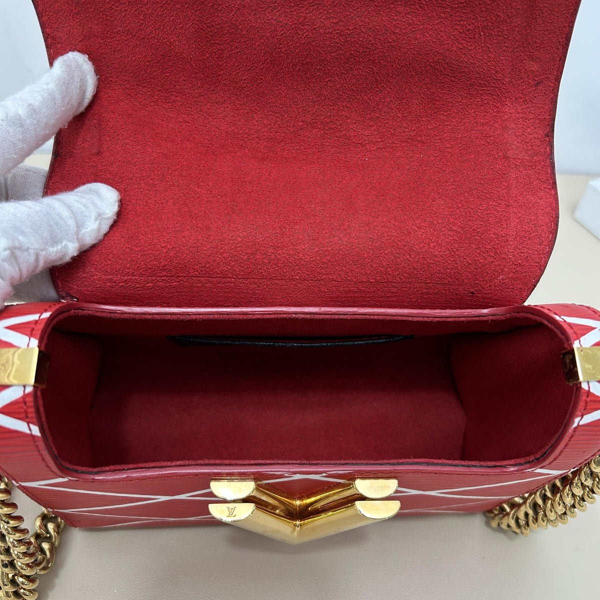 Twist Malletage Red Chain Shoulder Bag