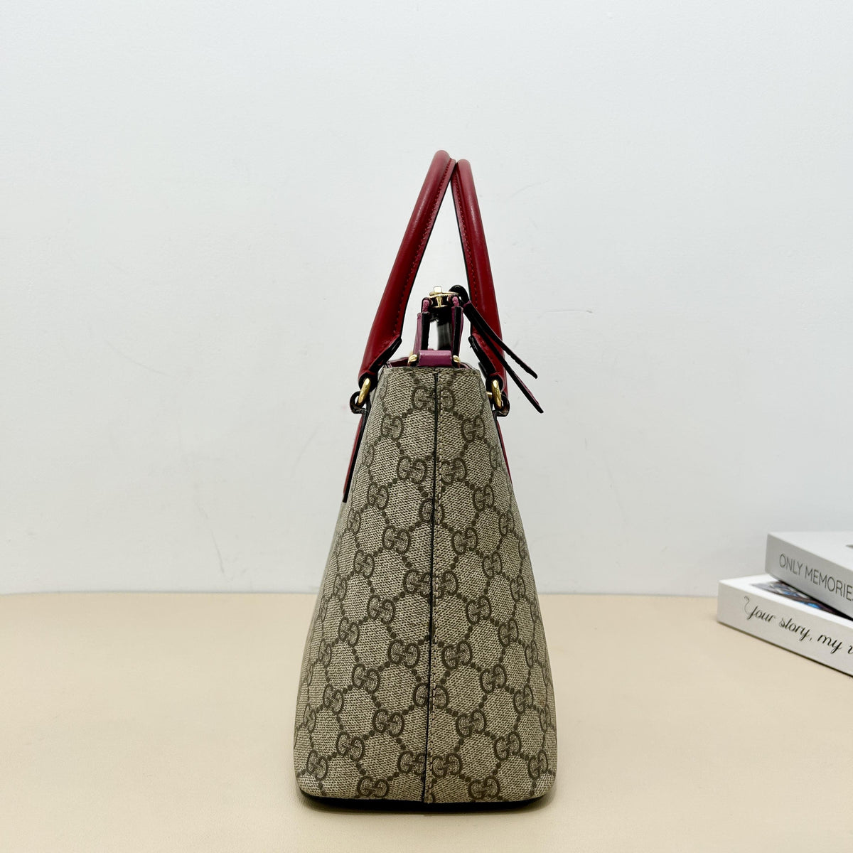 GG Supreme Canvas Red Magenta Organizer Handbag with Shoulder Strap