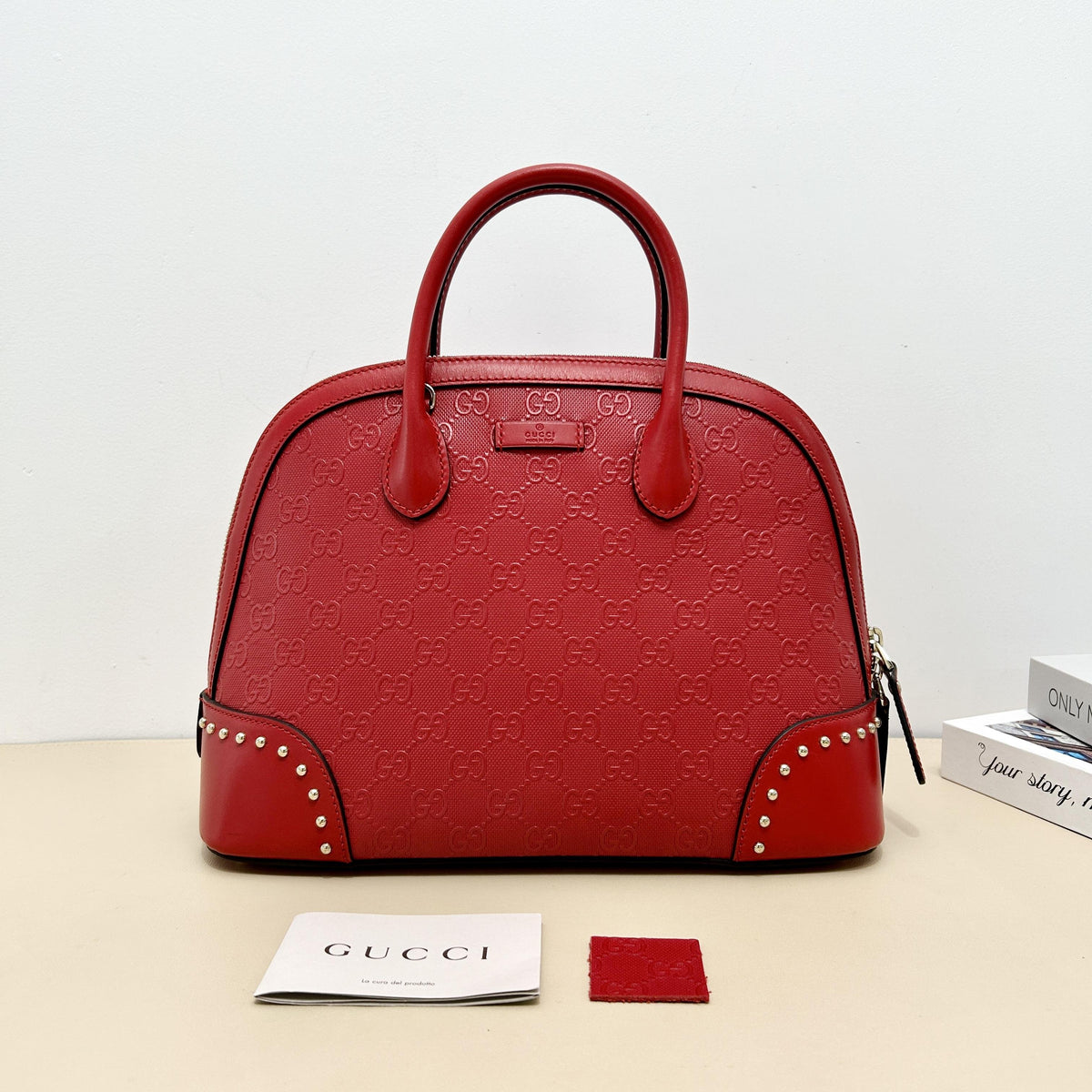 GUCCI