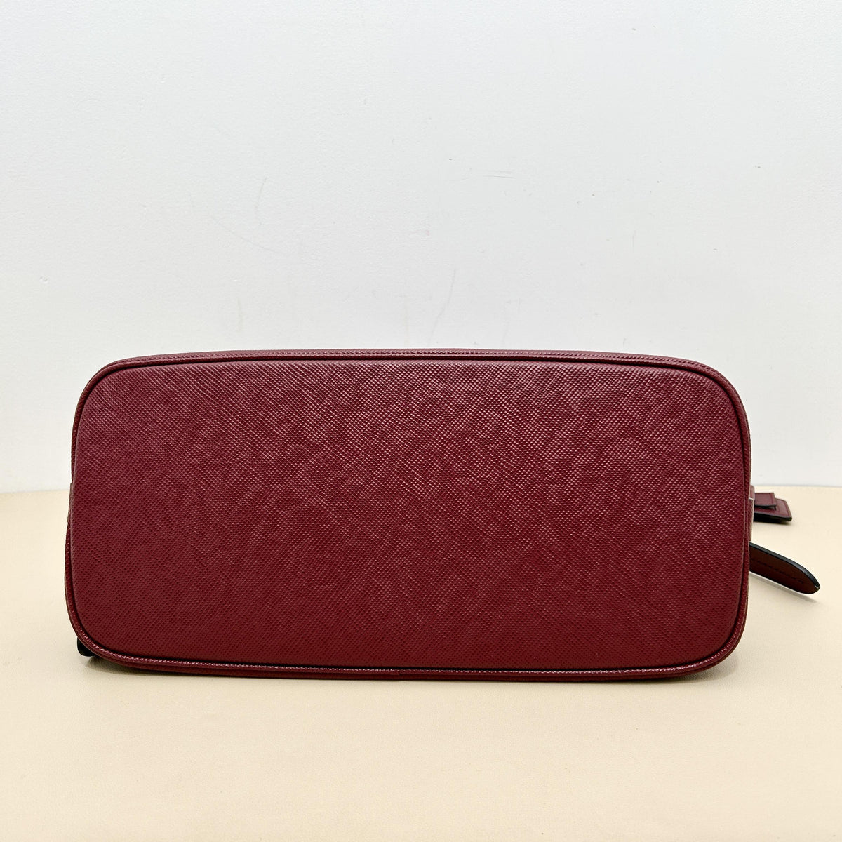 Pre-Owned Prada Burgundy Saffiano Leather Shoulder Bag