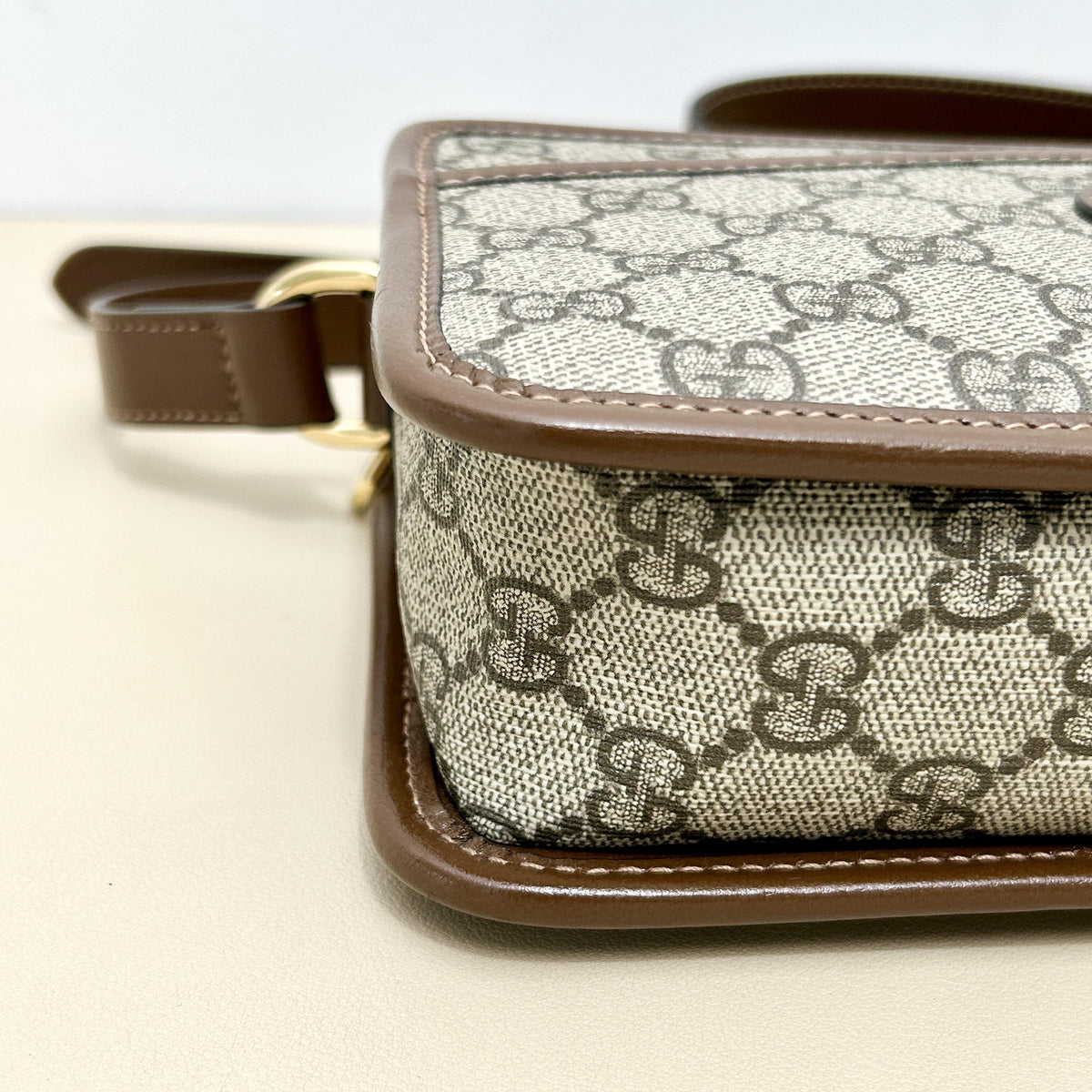 Pre-Owned Gucci Vintage GG Supreme Interlocking G Crossbody Bag