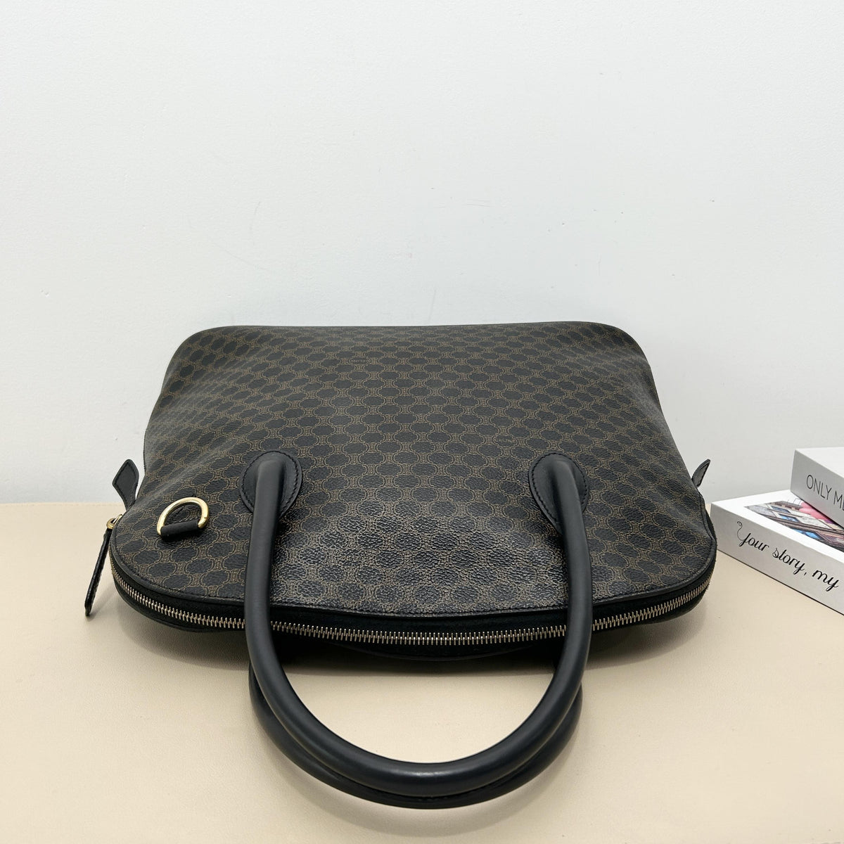 Pre-Owned Celine Vintage Macadam Dome Tote Handbag