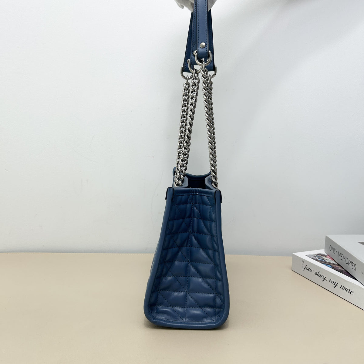 Pre-Owned Gucci Blue GG Marmont Quilted Chain Tote Bag