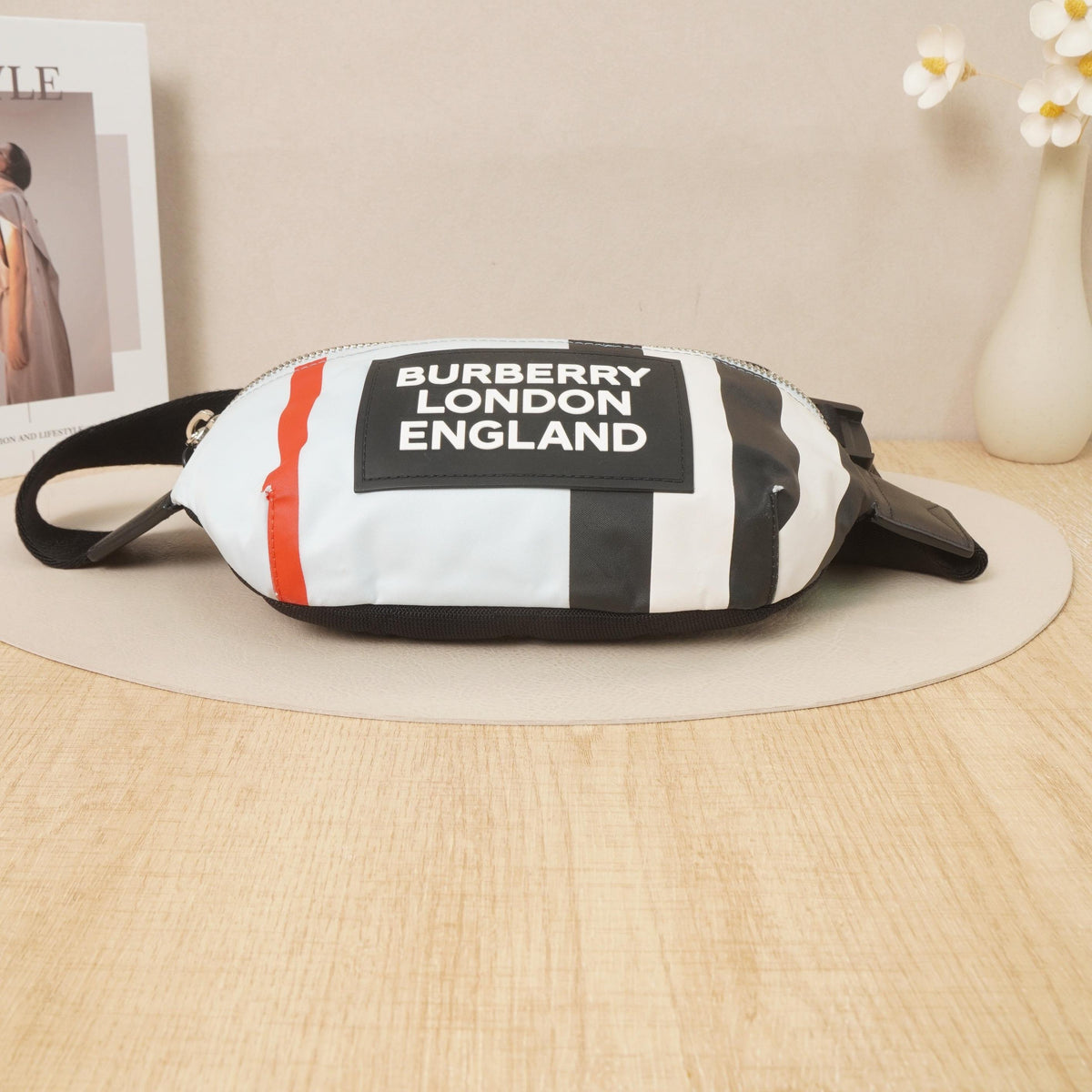 Pre-owned BURBERRY Nylon Crossbody Bags Striped Crossbody Bag DS049653 A124