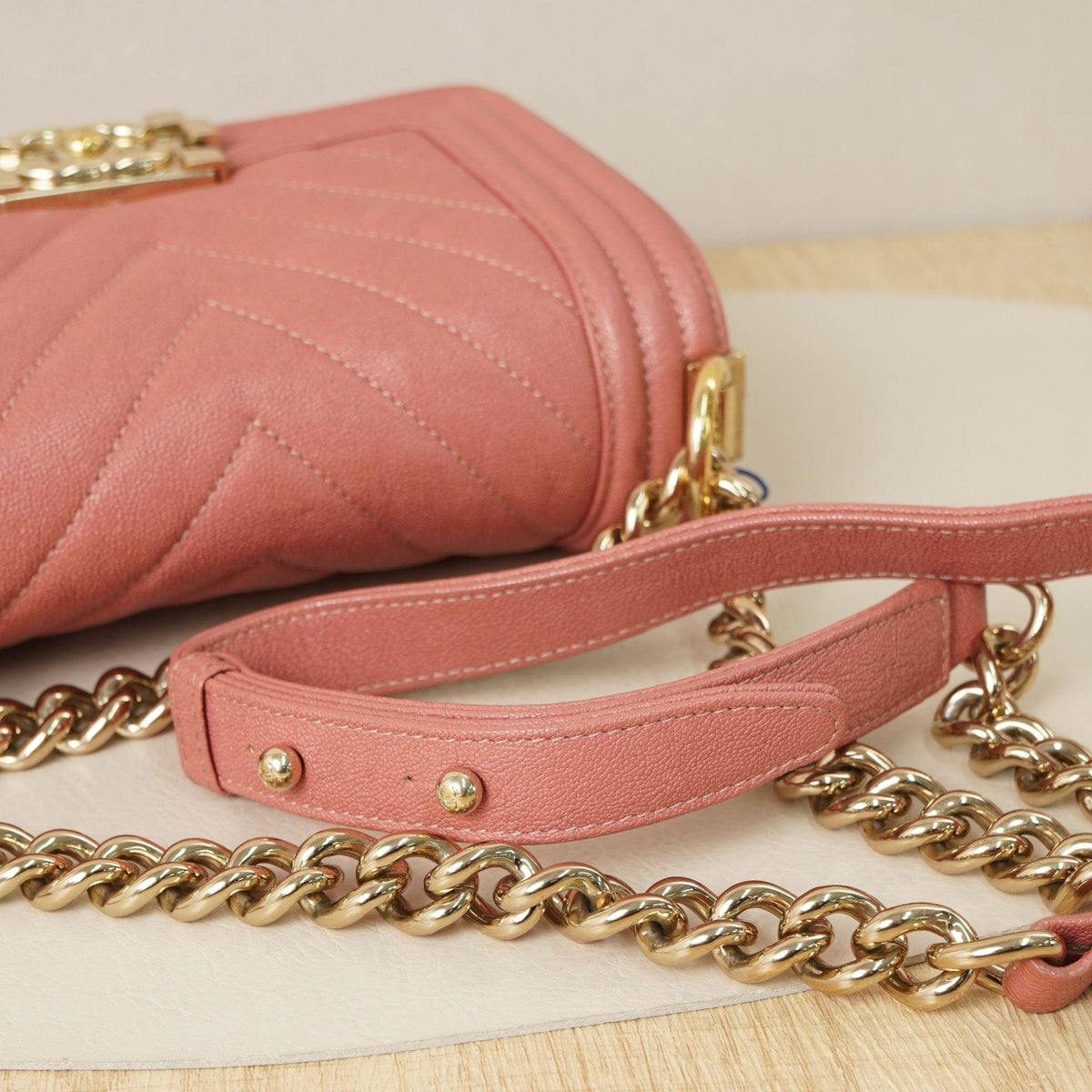 Le Boy Small Chevron Flap