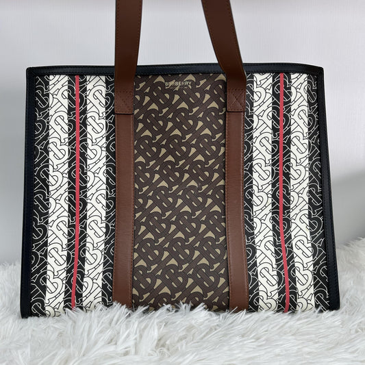Pre-Owned Burberry Monogram Medium Tote Bag