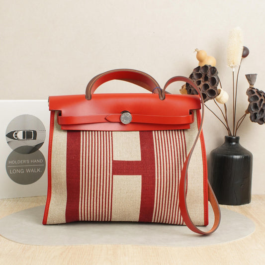 Pre-Owned Hermès Herbag 31 Red Canvas Leather Bag
