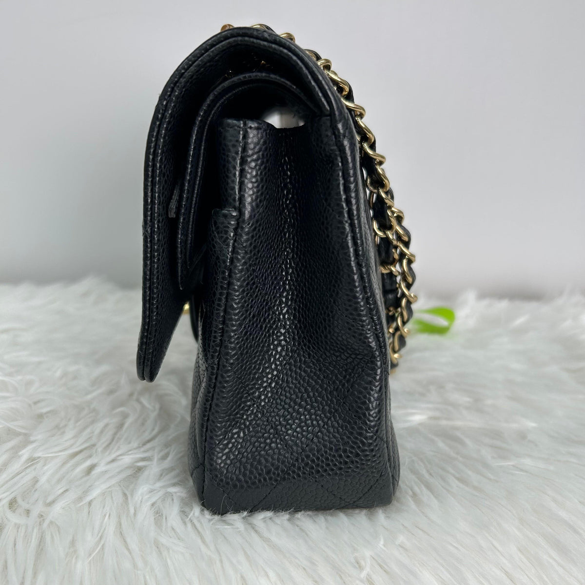 Pre-owned CHANEL Leather Shoulder Bags Classic Flap Medium Caviar Bag