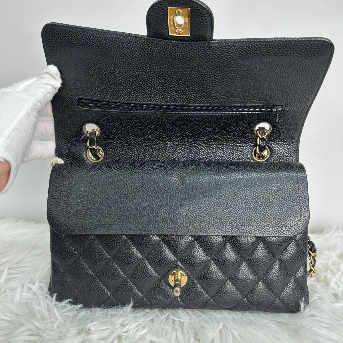 Pre-owned CHANEL Leather Shoulder Bags Classic Flap Medium Caviar Bag