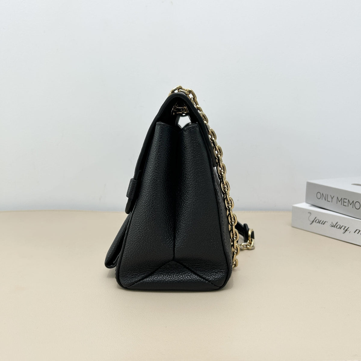 Pre-owned Louis Vuitton Calfskin Shoulder Bags Vavin Medium Black Monogram Empreinte Chain Shoulder Bag