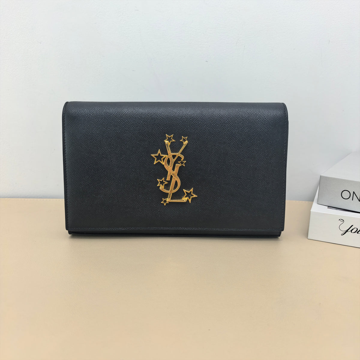Pre-owned Yves Saint Laurent Calfskin Crossbody Bags Black Grain Leather Star Logo Chain Wallet Crossbody Bag