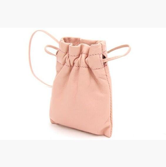 Pre-owned GUCCI Leather Mini Bags Mini Drawstring Pouch in Pink