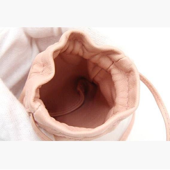 Pre-owned GUCCI Leather Mini Bags Mini Drawstring Pouch in Pink