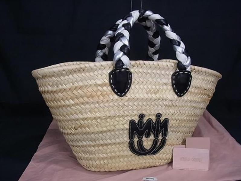 Miu Miu & Leather Basket Tote Handbag & Leather Basket Tote Handbag