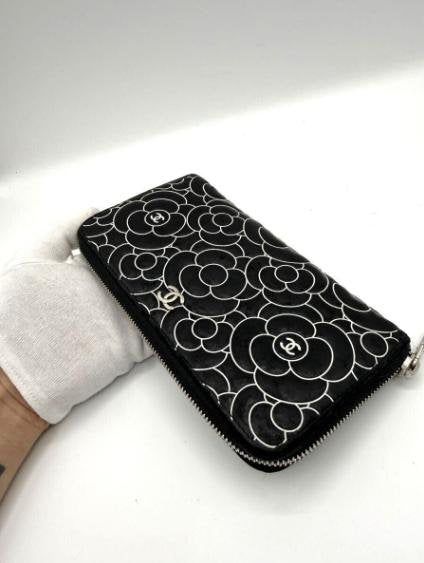 Pre-owned CHANEL Coated Canvas Small Leather Goods Black Camellia Embossed Zip Around Long Clutch Wallet
