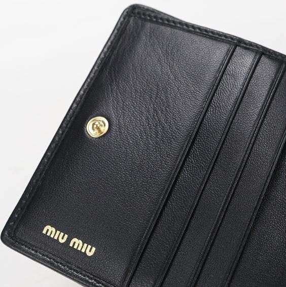 Black Matelassé Crystal Logo Bi Fold Short Wallet