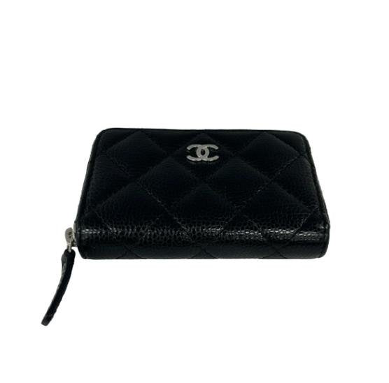 Black Caviar Quilted Zip Coin Card Case