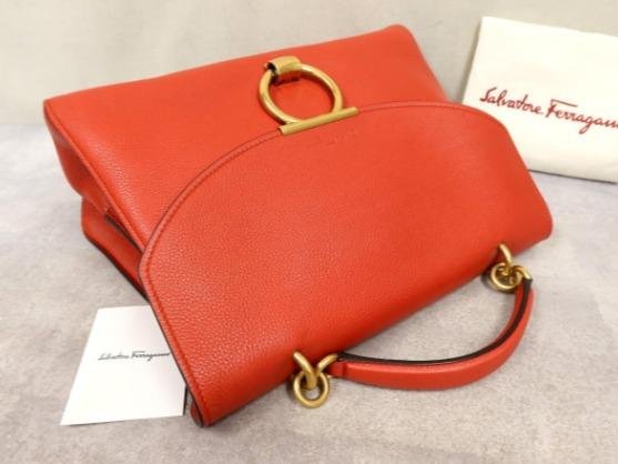 SALVATORE FERRAGAMO