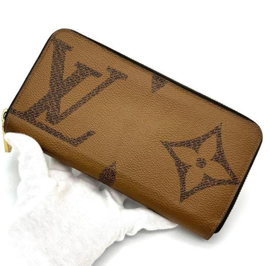 Louis Vuitton Giant Monogram Round Zipper Long Wallet