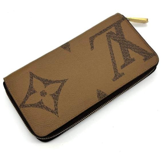 Louis Vuitton Giant Monogram Round Zipper Long Wallet