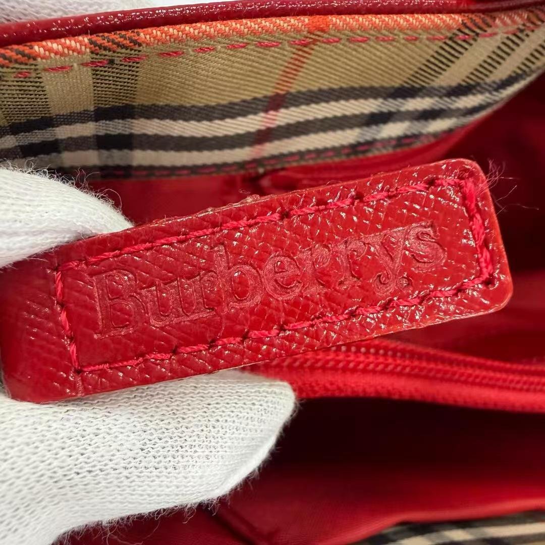 BURBERRY